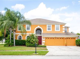 10332 Meadow Crossing Dr, Tampa, FL 33647