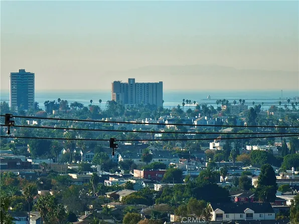 2503 E 21st St APT 207, Signal Hill, CA 90755