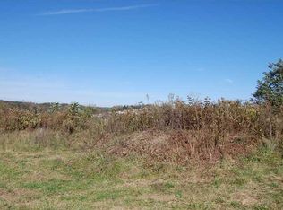 8458 Walthour Dr, North Huntingdon, PA 15642