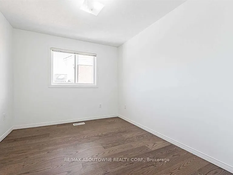 51 Boulder Cres #MAIN — Photo 17