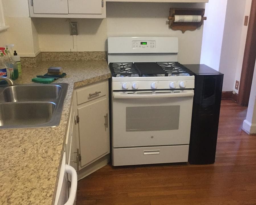 1st image of 3253 Indianola Ave
