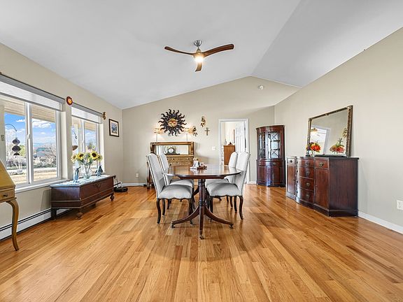 5th image of 1392 M 1/4 Rd