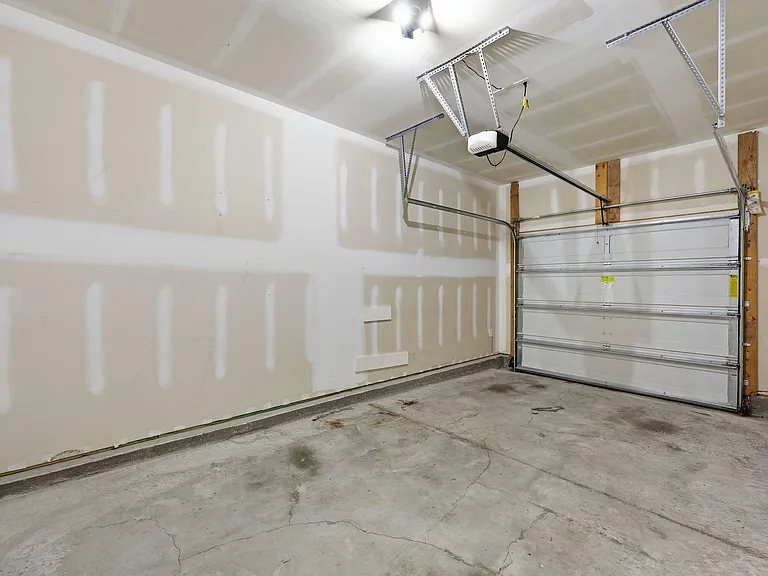 221 Irving Way — Photo 35