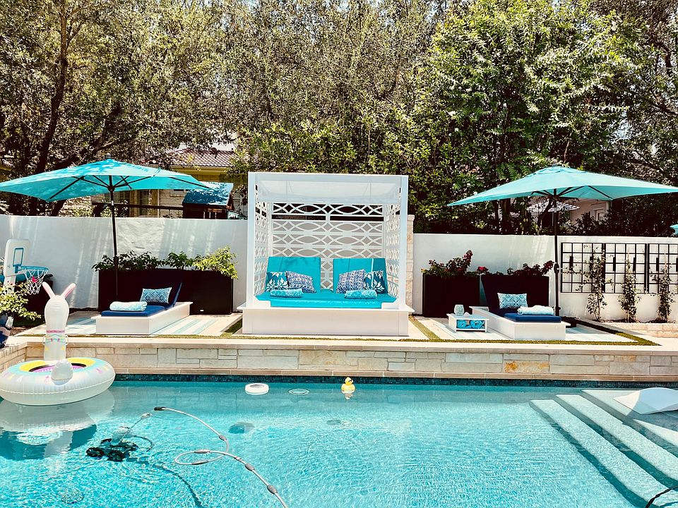 Resort style backyard