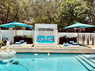 6 Falling Oaks Trl, The Hills, TX 78738