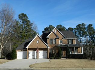 447 Lake Forest Dr, Newnan, GA 30265