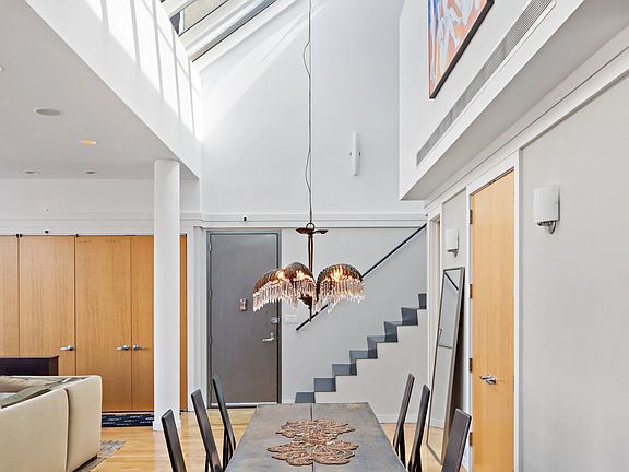 2nd image of 39 Vestry St Penthouse B