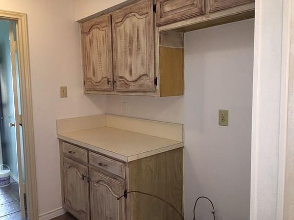 2nd image of 730 Monique Ct