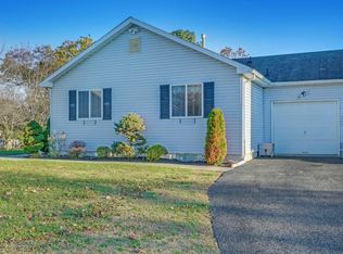 15 Osprey Ct, Howell, NJ 07731