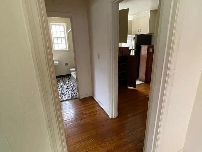 285 E 15th Ave — Photo 9