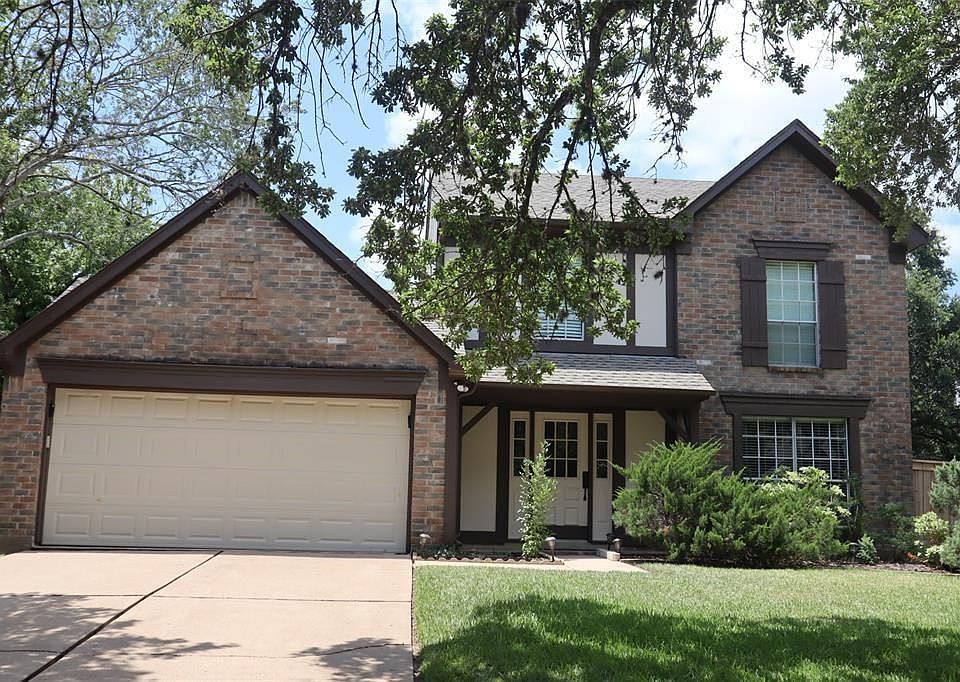 1st image of 4607 Edinburgh Ln