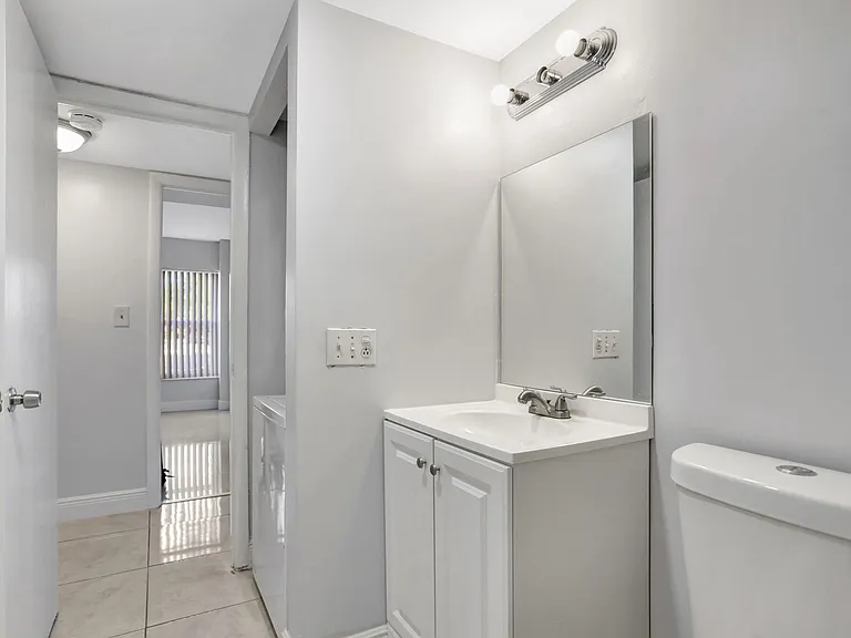 4156 Inverrary Dr #111 — Photo 17