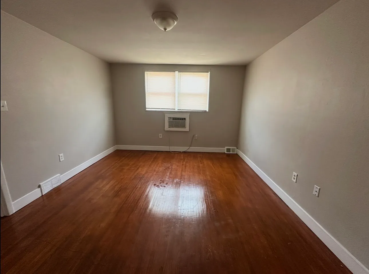 1 bed, $1,125 — Photo 3