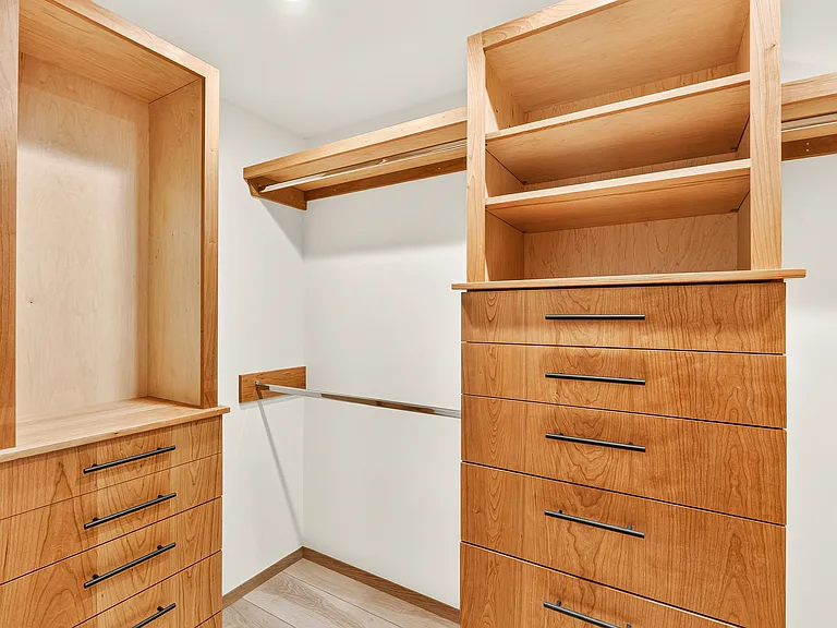 105 Sam St #105 — Photo 13
