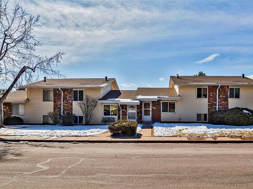 1st image of 975 S Miller Way