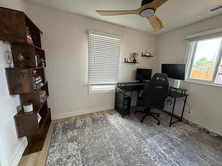 Office/Bedroom 2