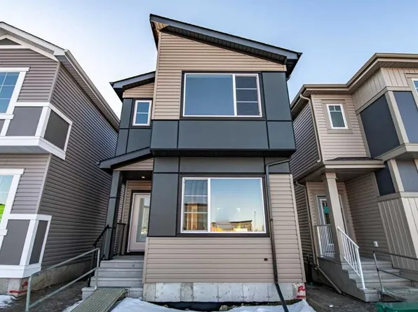 149 E Lincoln Cres, Rural Red Deer County, AB T4E 3E5