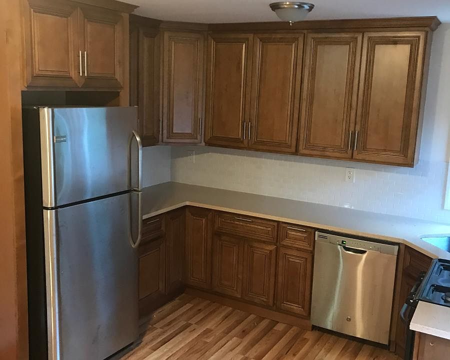 1st image of 163 Reid Ave