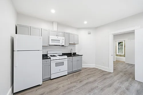 14 Ripley St #1R Photo 1
