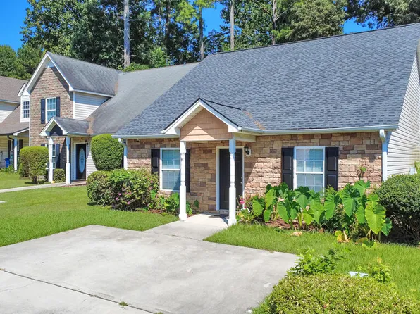 111 Twin Pines Ct, Dallas, GA 30132