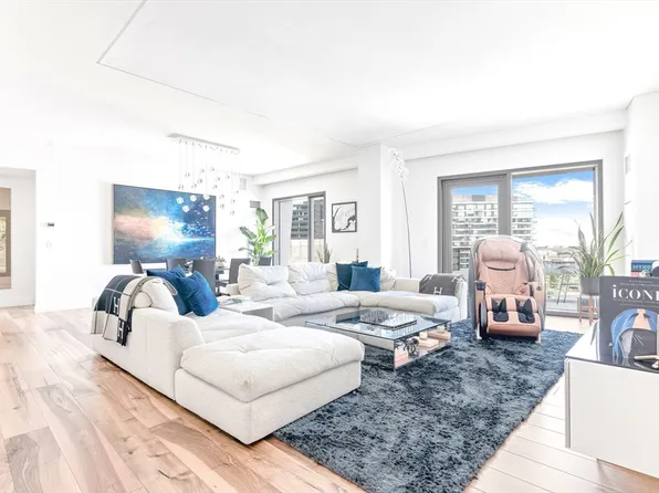 300 Pier 4 Blvd Unit 8A, Boston, MA 02210