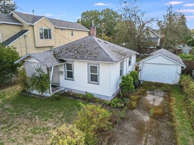 8244 NE Multnomah St, Portland, OR, 97220