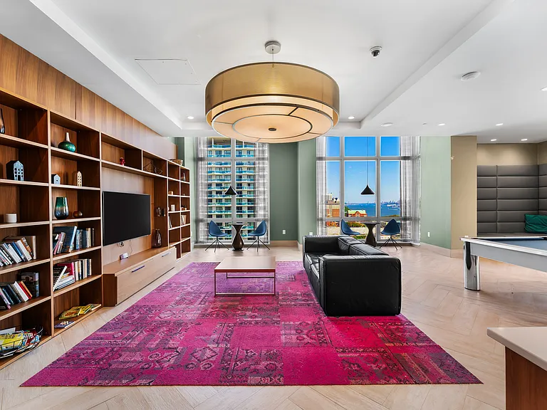 Unwind in our elegant resident lounge, designed for relaxation and connection