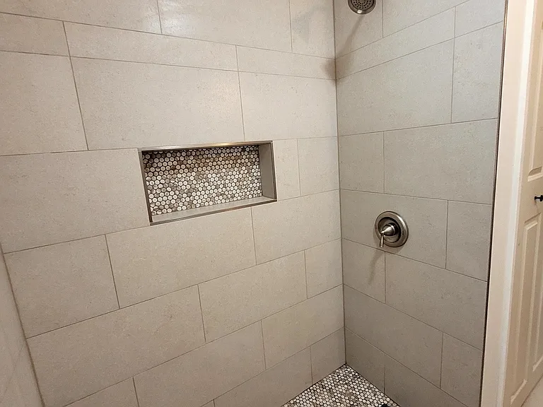 533 Ditmar St #A — Photo 18