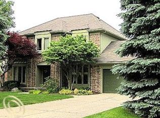 30974 Country Ridge Cir, Farmington Hills, MI 48331