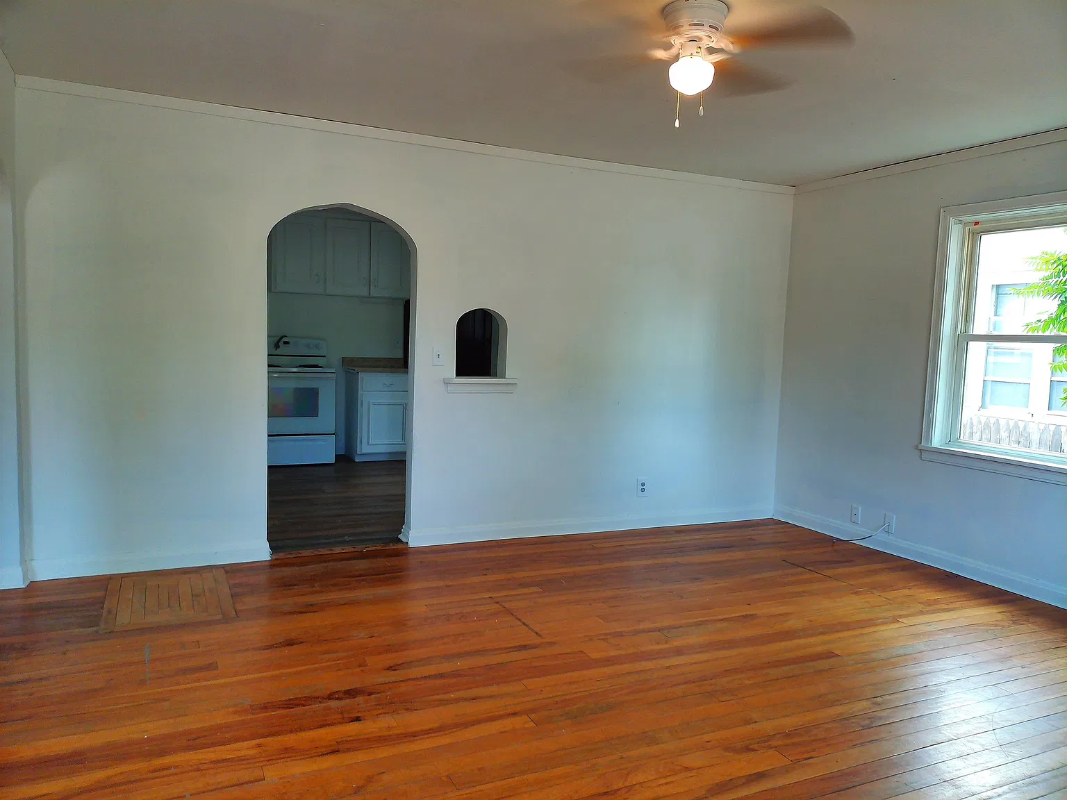 2 bed, 800 sqft, $850 — Photo 3