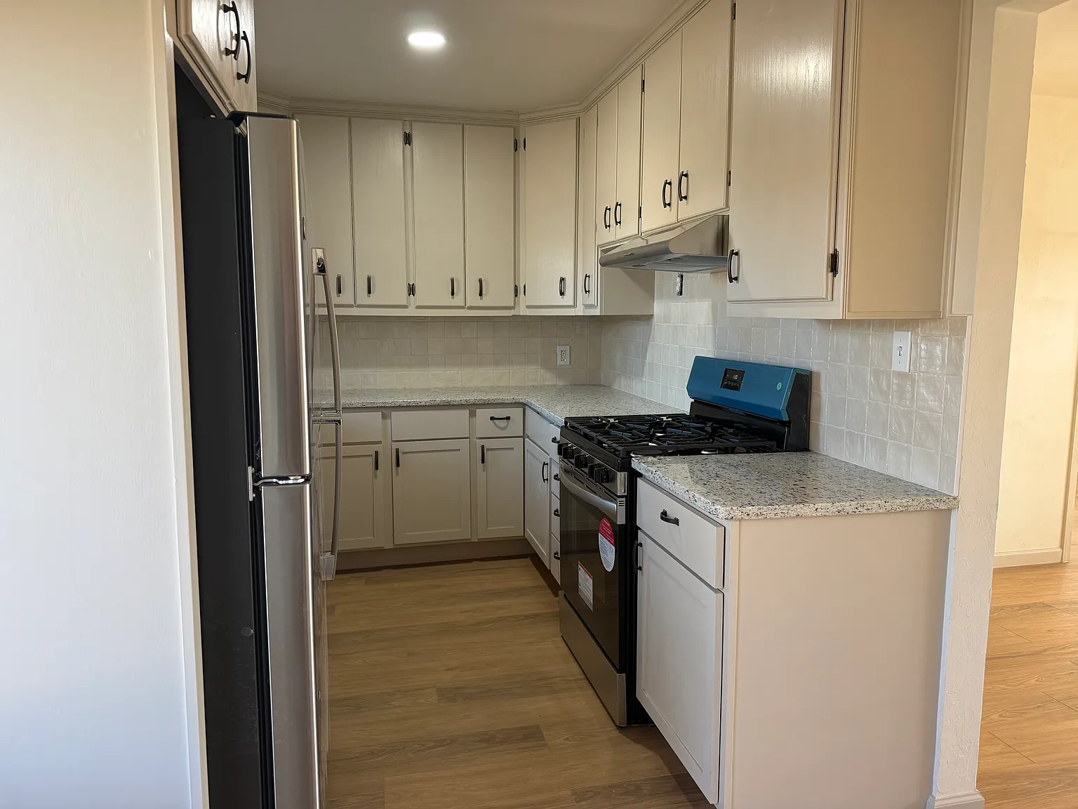 4 bed, 1275 sqft, $1,200 — Photo 4
