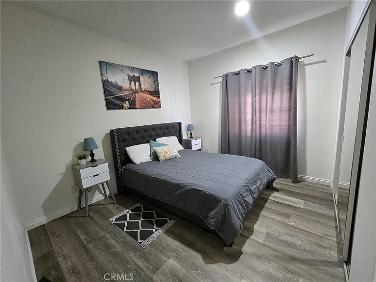 8026 Telegraph Rd — Photo 12