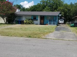 214 Earlyway Dr, San Antonio, TX 78233