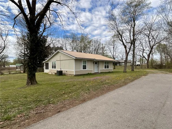 425 N Buchanan Ave, Kansas, OK 74347