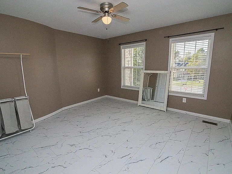 Room 2 (Second Largest)