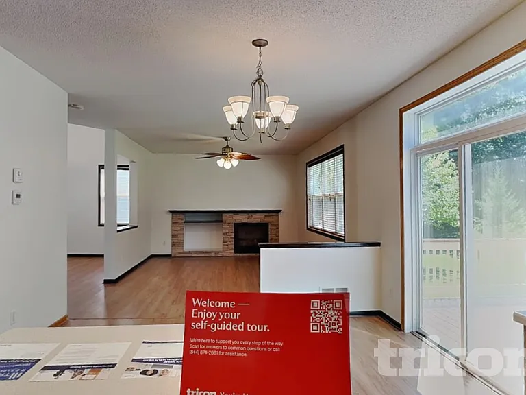 2405 Stonecrest Path NW — Photo 4