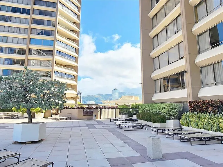 1778 Ala Moana Blvd #2506 — Photo 20