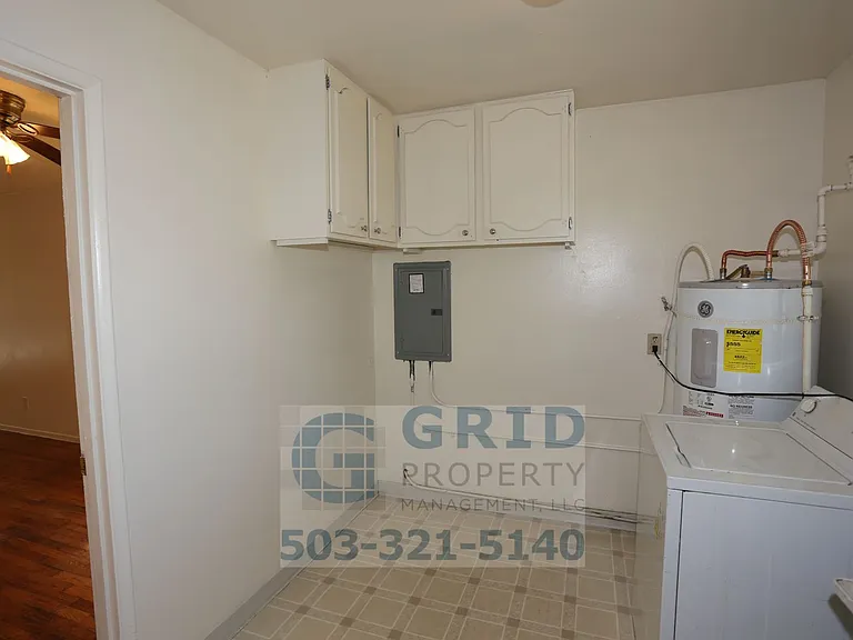 4639 SE 75th Ave — Photo 9