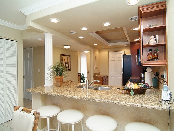 2nd image of 693 Seaview Ct #A703
