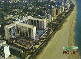 4th image of 1520 Collins Ave