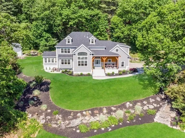 83 Wheeler Rd, Stow, MA 01775