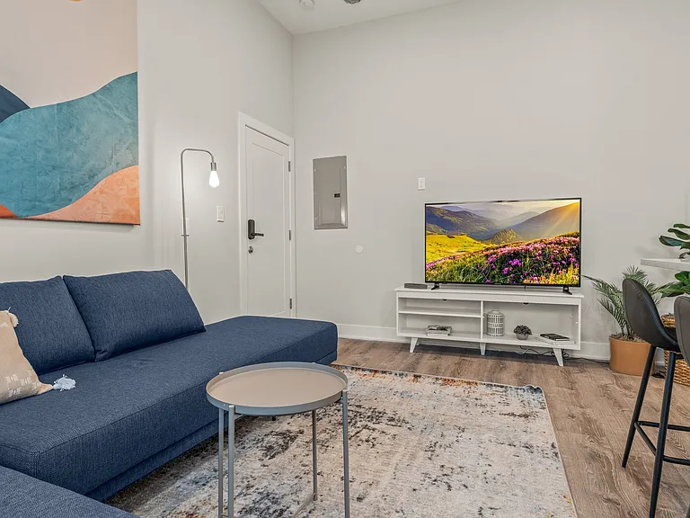 714 Maple St #4 — Photo 9
