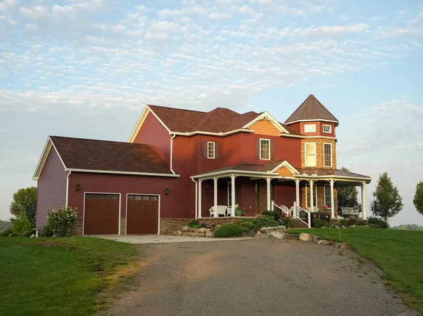 5600 Fairway Ln, Lexington, MI 48450