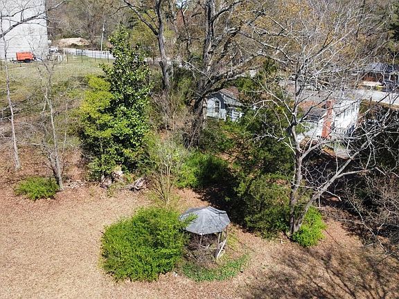 5th image of 620 Sunnybrook Rd