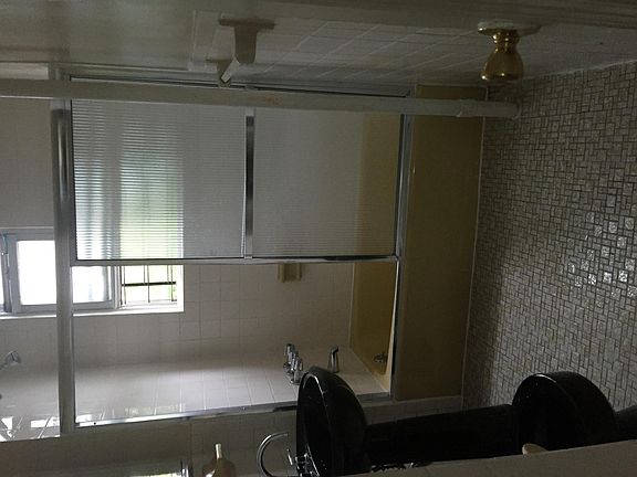 4th image of 1343 Elder Ave