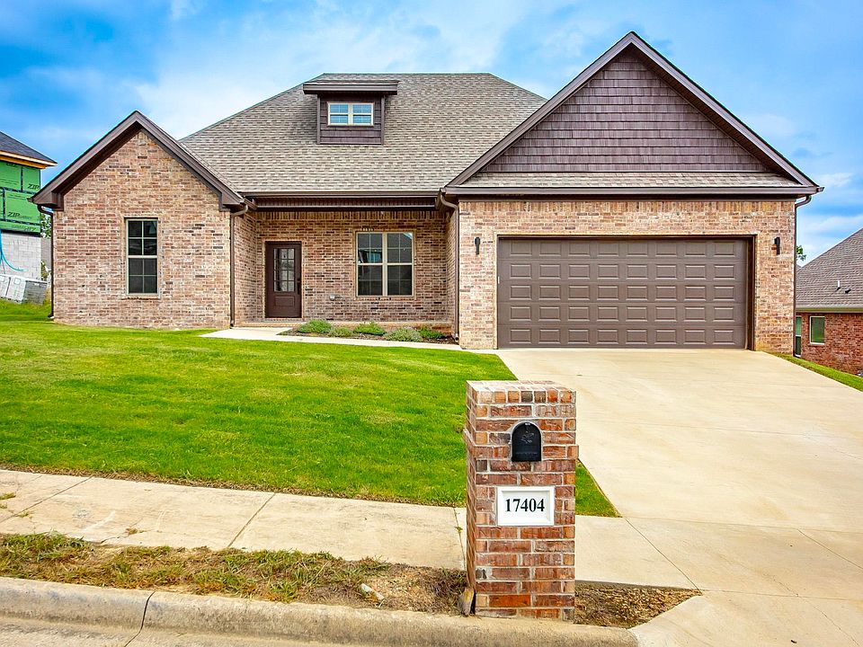 1st image of 17404 Crooked Oak Dr