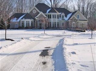 7720 Eagle Rd, Kirtland, OH 44094