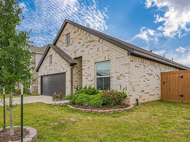 200 Catalina Cove Dr — Photo 6