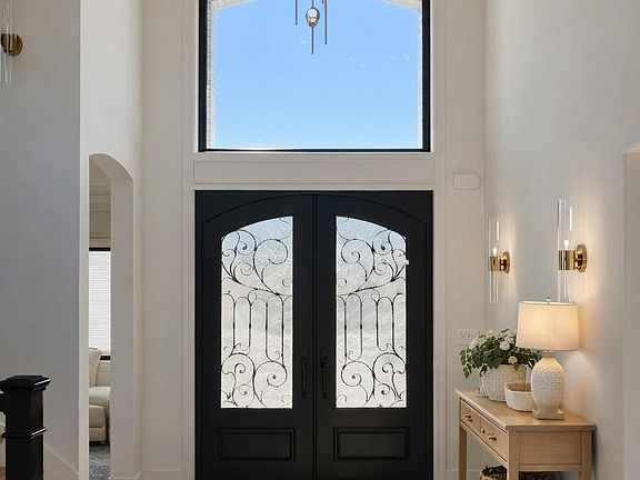 2nd image of 72859 Sorrel Dr