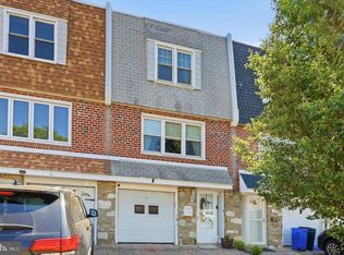 3746 S Hereford Ln, Philadelphia, PA 19114